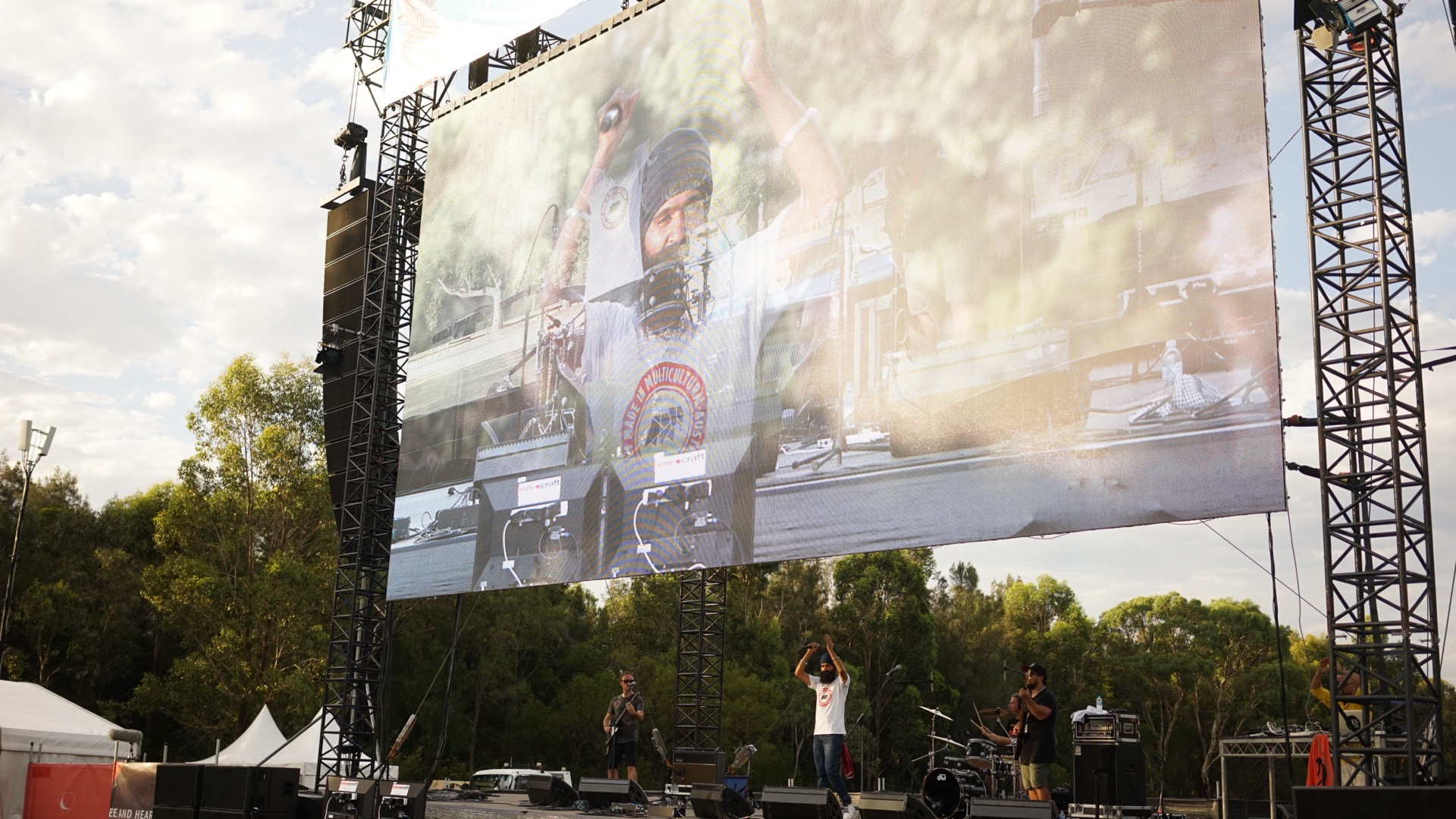 adad65ed-c48a-4945-9cee-2d2ba7c842b0